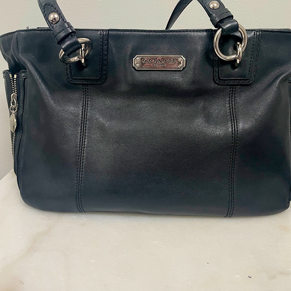 Vintage zippered Coach satchel